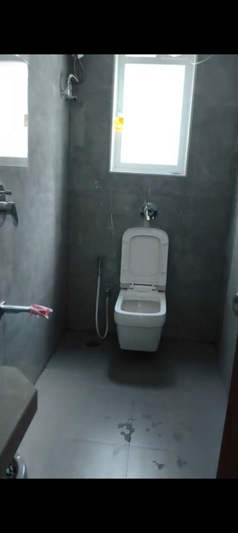 Bathroom, ashish-chs-andheri 2 Bedroom 1000 Sq.Ft. Apartment In Andheri West Mumbai 10309159
