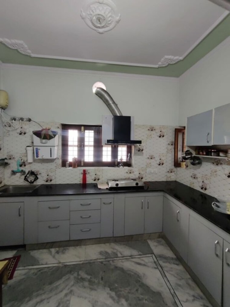 Kitchen, kargi 4 Bedroom 381 Sq.Yd. Independent House In Kargi Dehradun 10309189