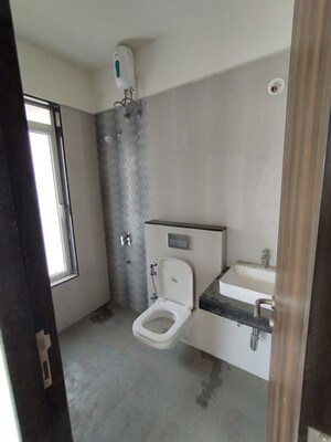 Bathroom in 1.5 BHK Apartment at Sheth Avante, Kanjurmarg West – for Rent