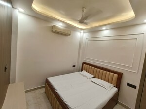 Furnished Amenities in 2 BHK Builder Floor at Saket – for Rent