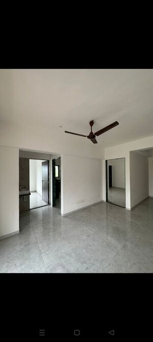 Room in 3 BHK Apartment at Suyog CHS Naupada, Naupada – for Rent