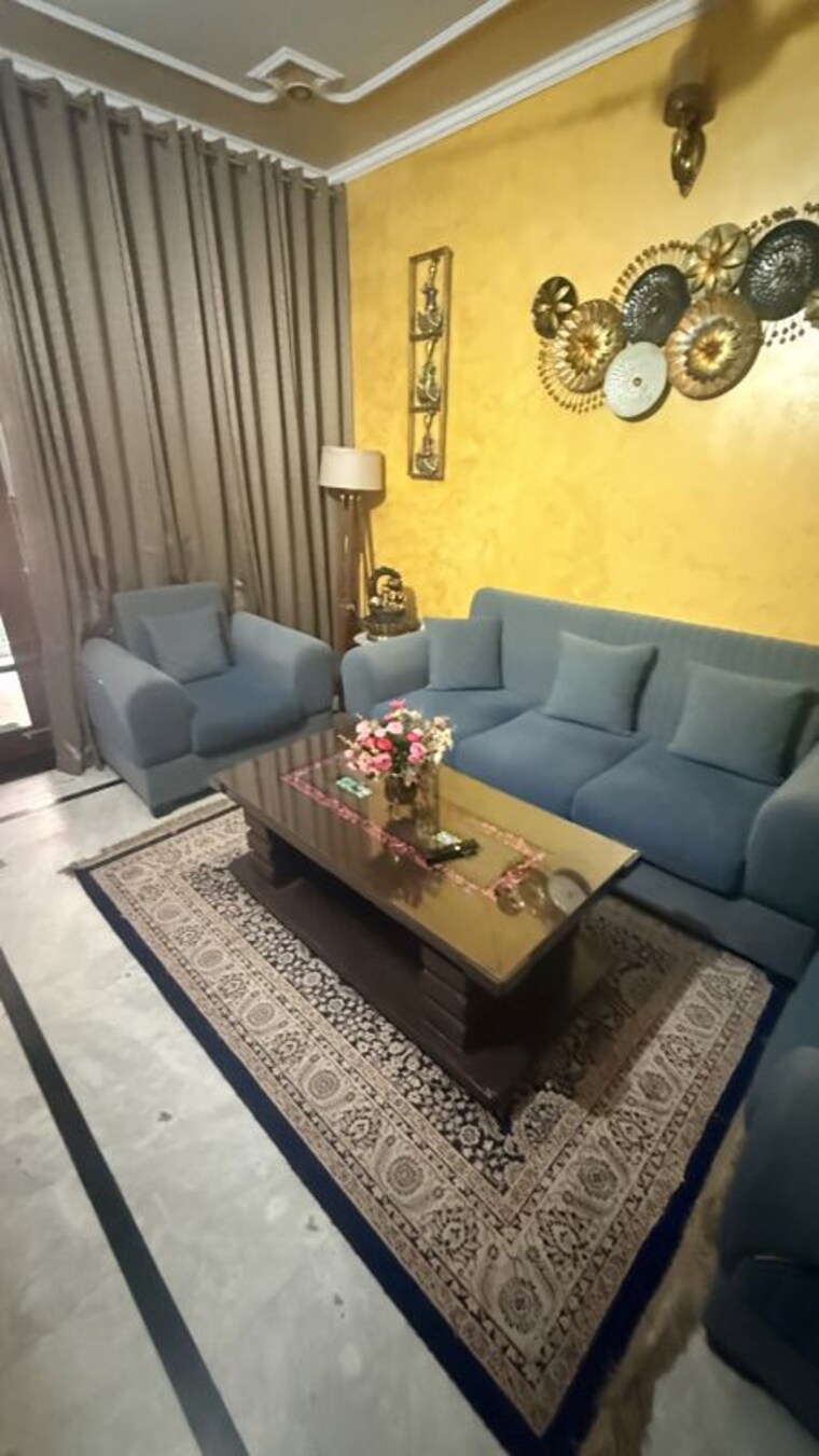 Living Room, palam-vihar-residents-association 3.5 Bedroom 66 Sq.Yd. Independent House In Palam Vihar Gurgaon 10309206
