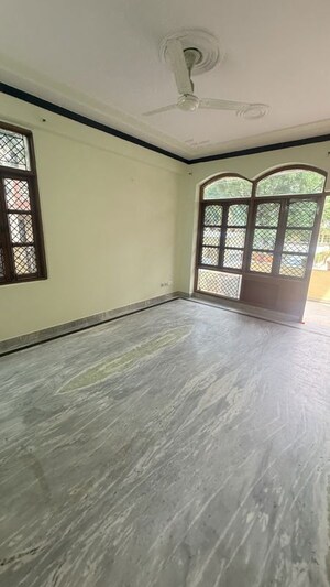 Room in 3.5 BHK Independent House at Palam Vihar Residents Association, Palam Vihar – for Sale