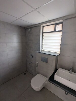 Bathroom in 2 BHK Apartment at Mahindra Alcove, Chandivali – for Rent