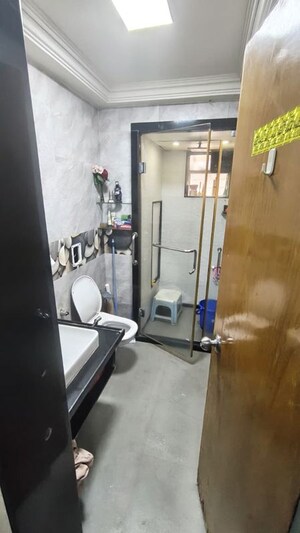 Staircase in 3 BHK Apartment at Siddharth Estates, Kalyani Nagar – for Rent