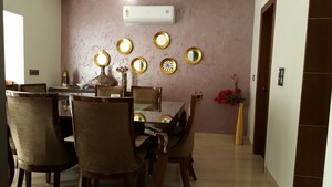 Furnished Amenities in 5 BHK Builder Floor at Ardee City, Sector 52 – for Sale