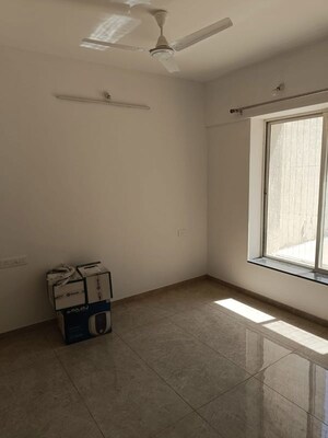 Room in 2.5 BHK Apartment at Vilas Javdekar Yashone Eternitee, Hinjewadi – for Rent