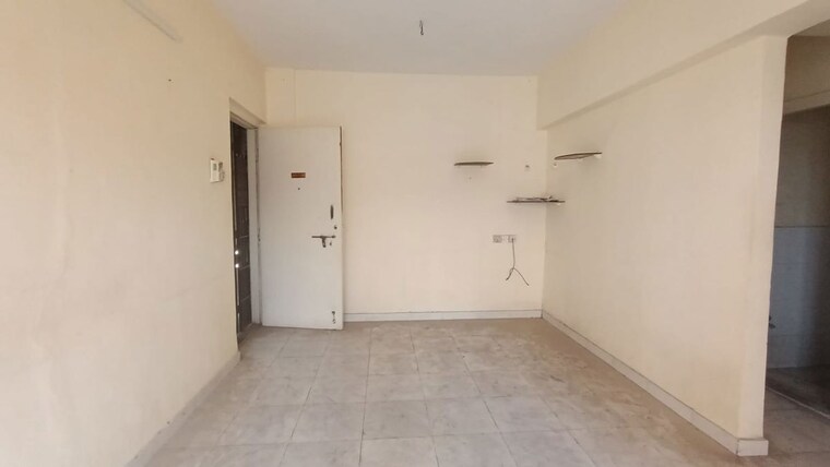 Room, happy-valley 1 Bedroom 450 Sq.Ft. Apartment In Manpada Thane 10309259