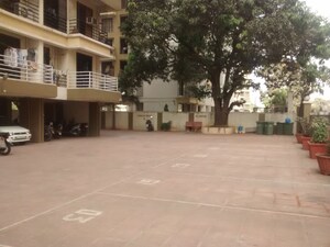 Parking in 1 BHK Apartment at Sujata CHS Kharghar, Kharghar – for Rent