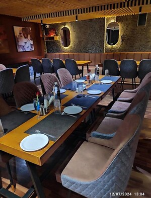 Gym in  Showroom at Madhapur – for Rent