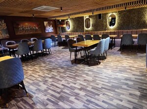 Gym in  Showroom at Madhapur – for Rent