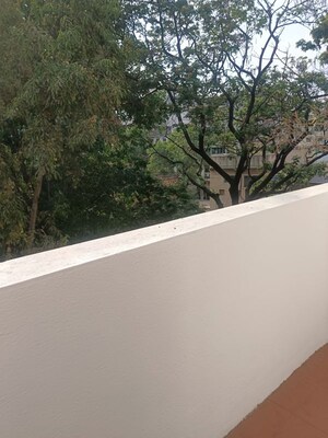 Balcony in 3.5 BHK Apartment at Nageshwar CHS Somwar Peth, Somwar Peth – for Rent