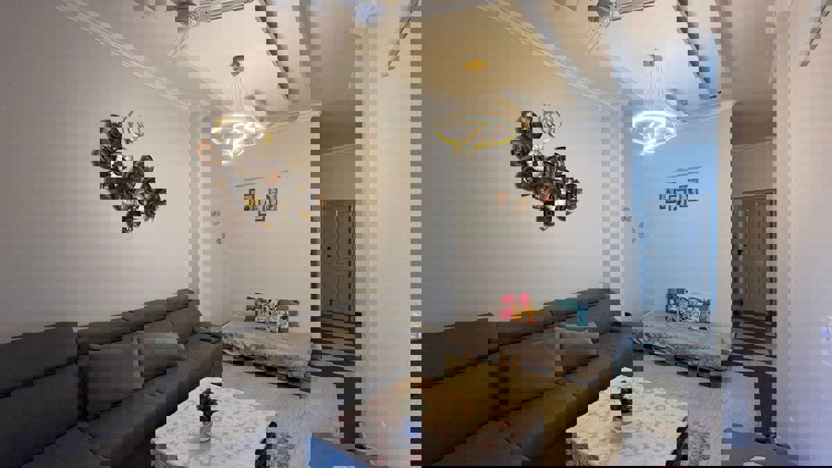 4 BHK + Pooja Room,Servant Room,Study Room,Extra Room,Basement,Store Room 2700 Sq.Ft. Builder Floor in SS Linden