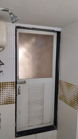 Bathroom in 1 BHK Apartment at Dosti Daffodil, Wadala East – for Rent