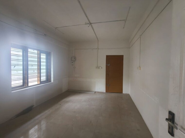 Room, kaloor Commercial Office Space 600 Sq.Ft. In Kaloor Kochi 10309319