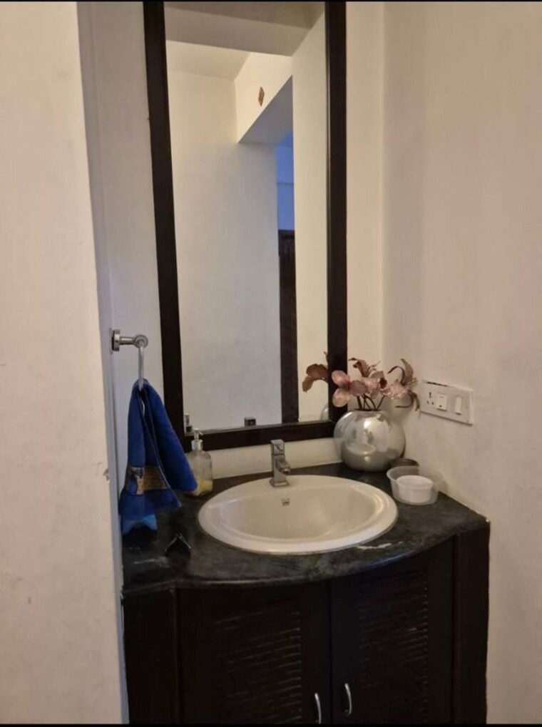 Bathroom, koramangala 3 Bedroom 1500 Sq.Ft. Apartment In Koramangala Bangalore 10309305