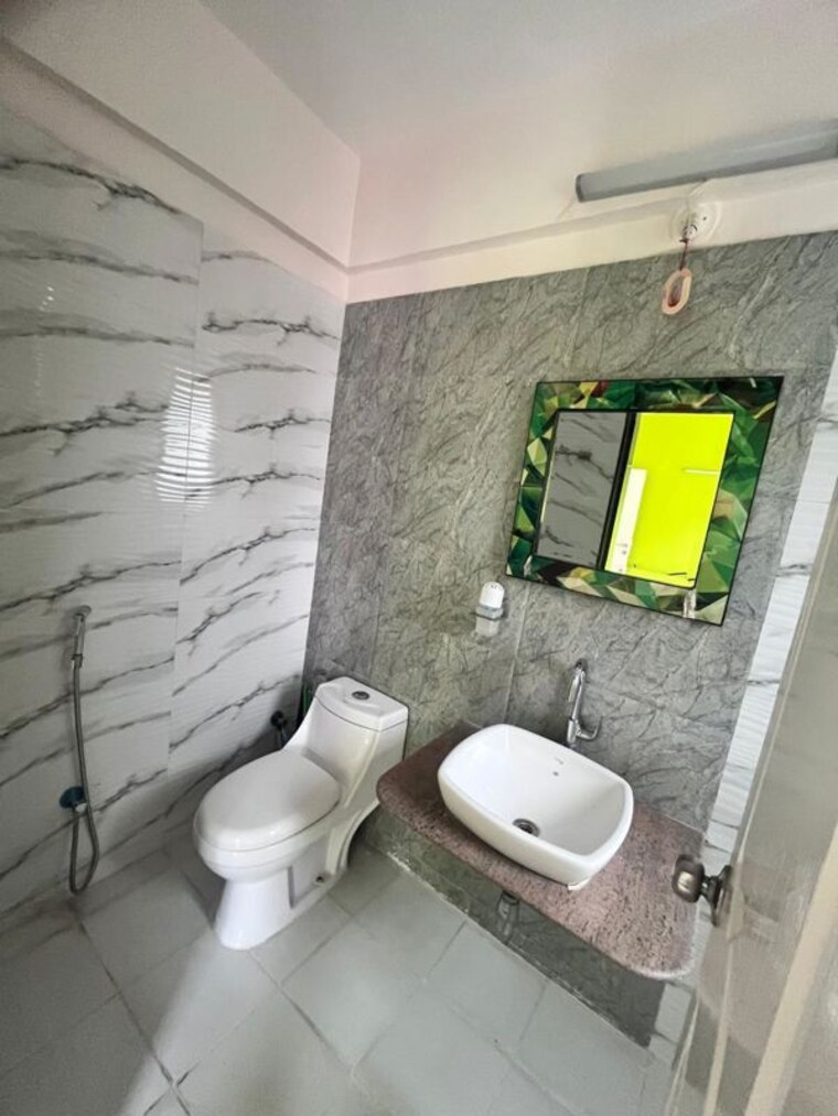 Bathroom, welworth-paradise 3 Bedroom 1500 Sq.Ft. Apartment In Baner Pune 10309326
