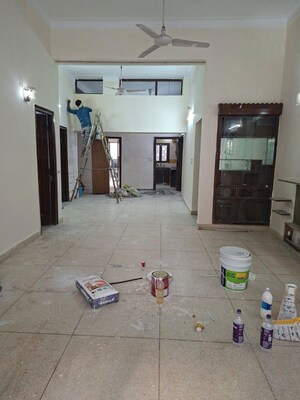 3 BHK Builder Floor For Rent in Green Park