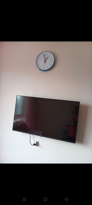 Furnished Amenities in 1.5 BHK Apartment at Sheth Zuri, Laxmi Nagar – for Rent