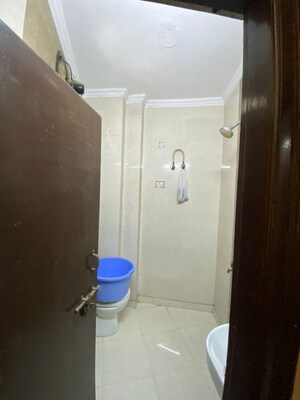 Bathroom in 2 BHK Builder Floor at Ramesh Nagar – for Rent