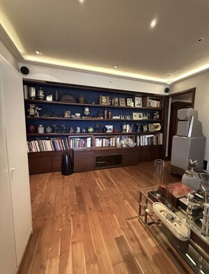 Parking in 2 BHK Apartment at 71 Las Palmas, Malabar Hill – for Rent