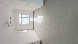 Room in 2.5 BHK Apartment at Eldeco Green Meadows, Pi Greater Noida – for Sale