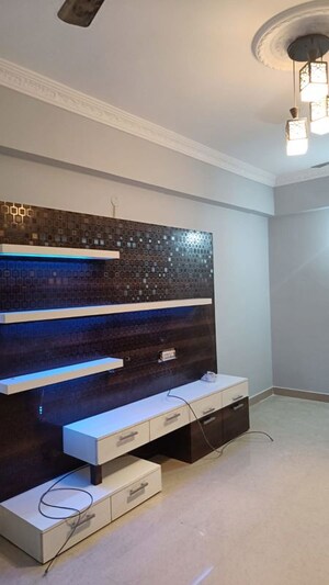 Furnished Amenities in 2 BHK Apartment at Dwaraka Trinity Residency, Kr Puram – for Rent