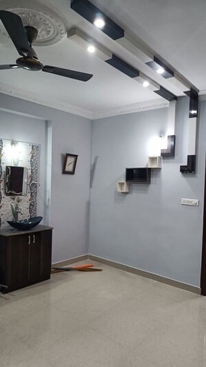 Room in 2 BHK Apartment at Dwaraka Trinity Residency, Kr Puram – for Rent