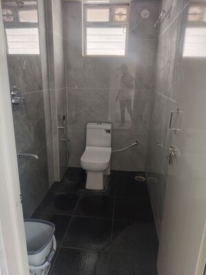 Bathroom in 1 BHK Apartment at Krishna Residency Kadubeesanahalli, Kadubeesanahalli – for Rent