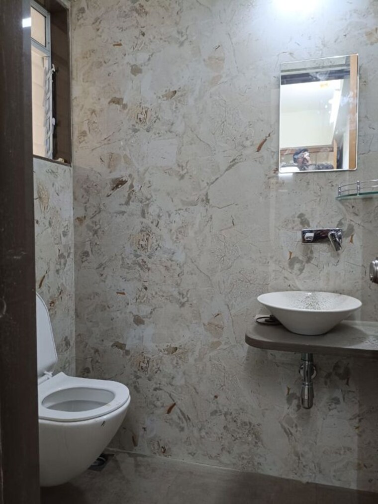 Bathroom, sanyam-ashok-odyssey-b-wing 2 Bedroom 600 Sq.Ft. Apartment In Ghatkopar West Mumbai 10309449