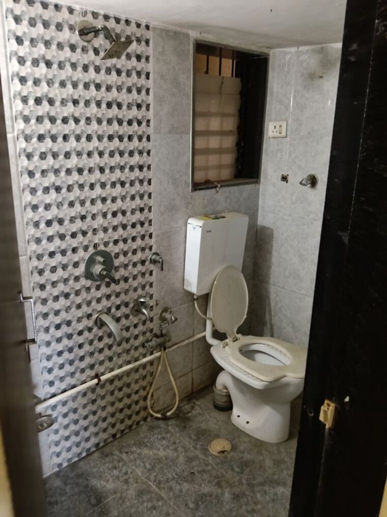 Bathroom, sai-satyam-residency-kalyan-west 1 Bedroom 650 Sq.Ft. Apartment In Kalyan West Thane 10309445
