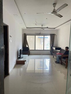 2 BHK + Extra Room Apartment For Rent in Andheri West