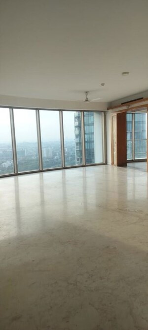 Room in 3 BHK Independent House at Eta I Greater Noida – for Rent