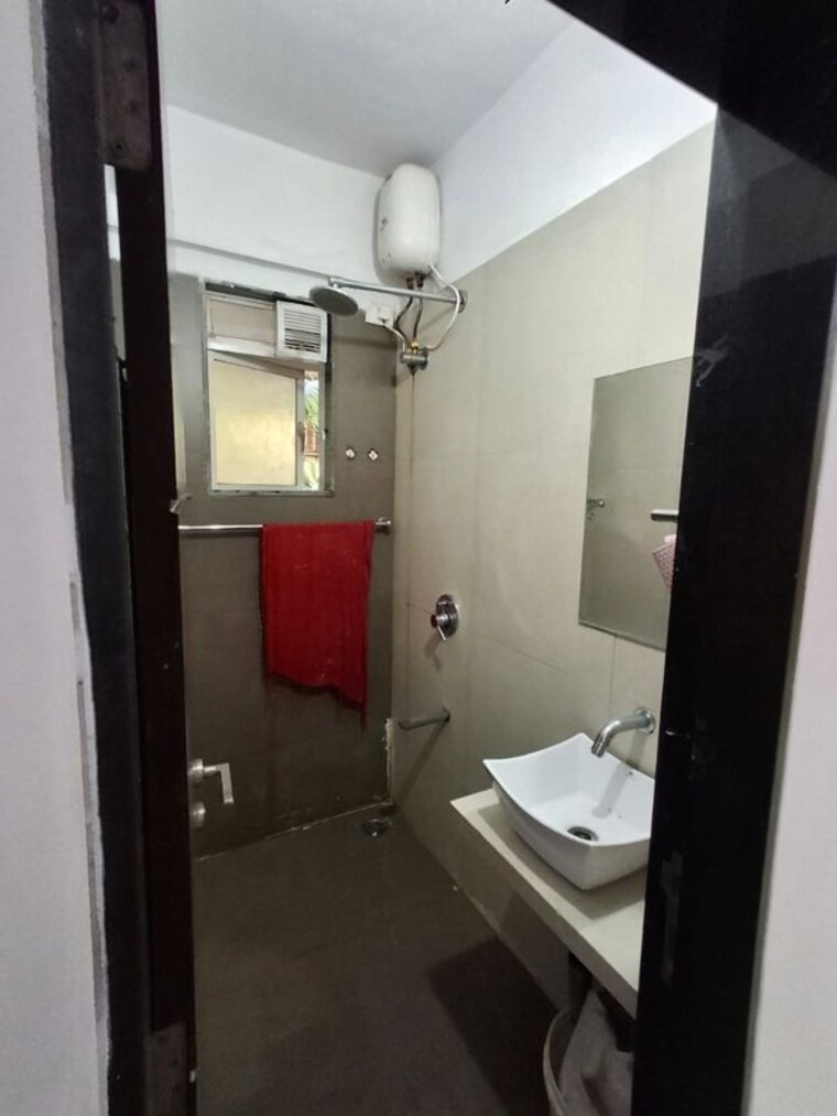 Bathroom, rockline-the-meridian-towers 1 Bedroom 460 Sq.Ft. Apartment In Ghatkopar West Mumbai 10309467