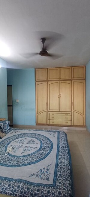Bedroom in 2 BHK Apartment at Thane West – for Rent