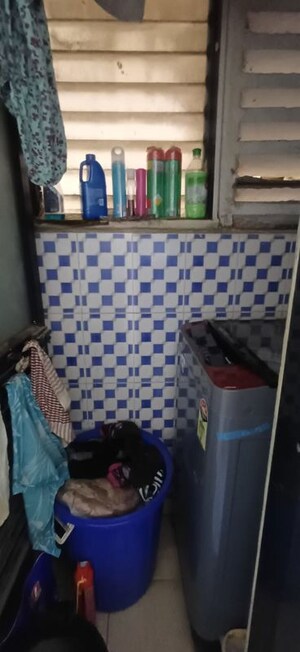 Bathroom in 2 BHK Apartment at Thane West – for Rent