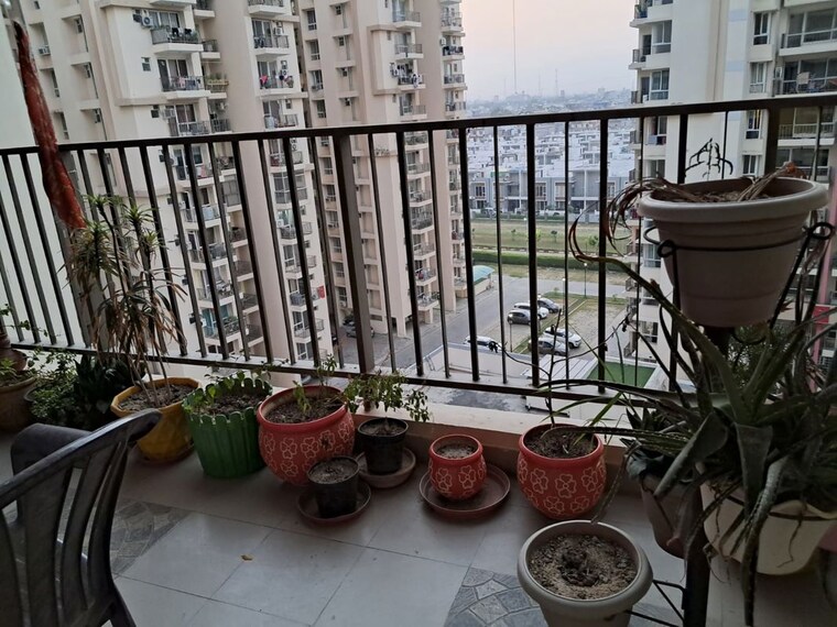 Team Area, awas-vikas 3 Bedroom 1650 Sq.Ft. Apartment In Gomti Nagar Lucknow 10309492