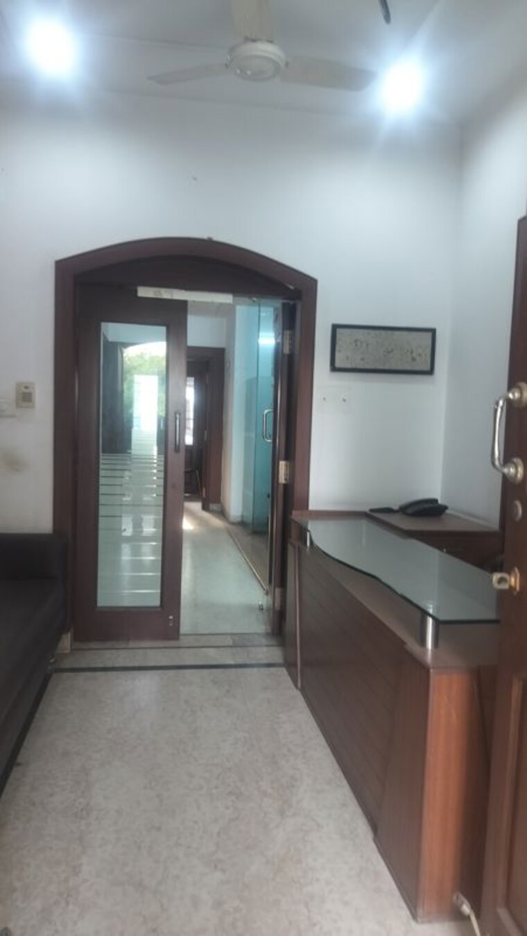 Living Room, banjara hills Commercial Office Space 3000 Sq.Ft. In Banjara Hills Hyderabad 10309505