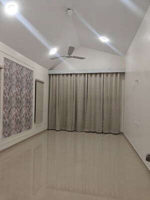 Room in 4 BHK Villa at Pristine Hill View Elitus Euphoria, Yelahanka – for Rent