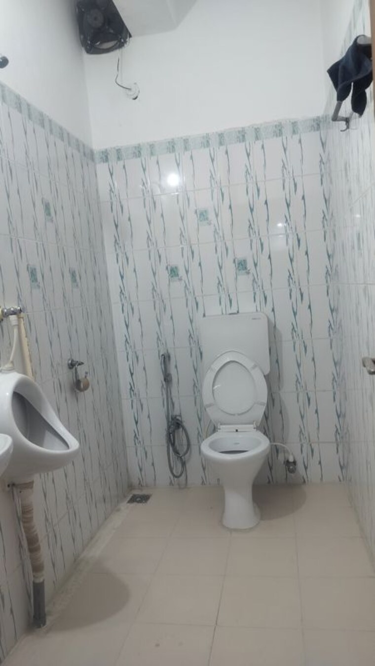 Bathroom, jubilee hills Commercial Office Space 3500 Sq.Ft. In Jubilee Hills Hyderabad 10309520
