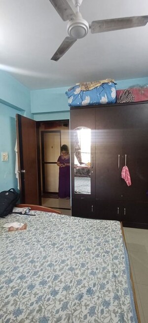 Bedroom in 2 BHK Apartment at Thane West – for Rent