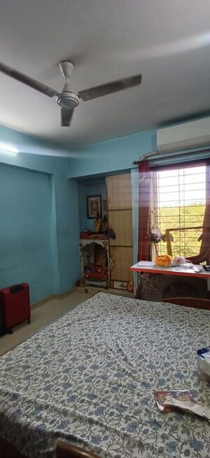Bedroom in 2 BHK Apartment at Thane West – for Rent