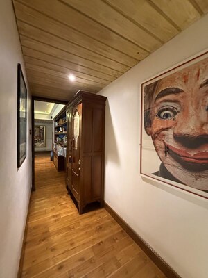 Parking in 2 BHK Apartment at Malabar Hill – for Rent