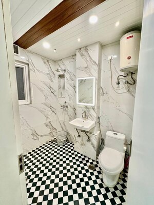 Bathroom in 1 BHK Builder Floor at Malviya Nagar – for Rent