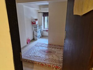 Bedroom in 3 BHK Apartment at Jeevan Vihar Building, Malabar Hill – for Rent