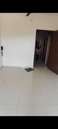 1 BHK Apartment For Rent in Raunak Delight