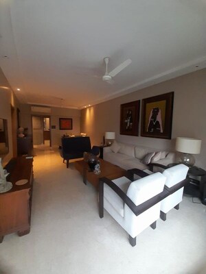 2 BHK Apartment For Rent in Malabar Hill