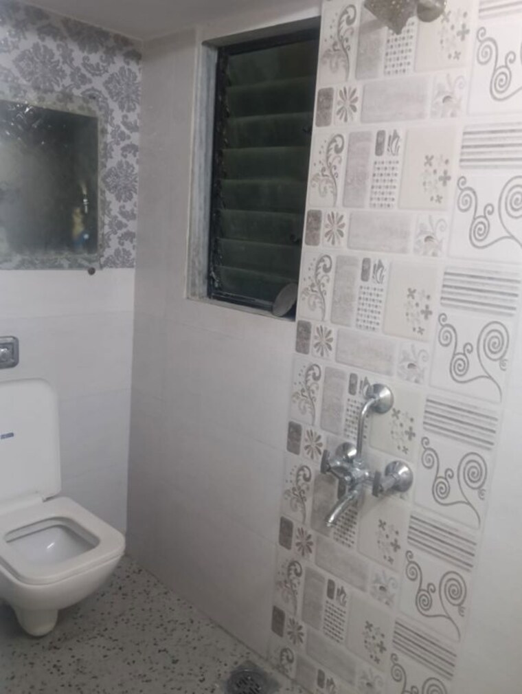 Bathroom, andheri west 2 Bedroom 850 Sq.Ft. Apartment In Andheri West Mumbai 10309557