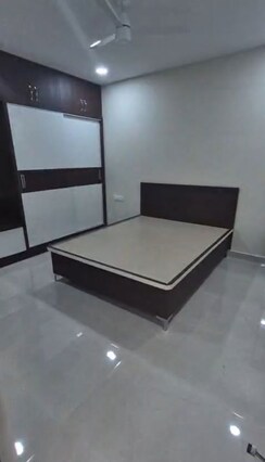 3 BHK Apartment For Rent in SMR Vinay Classic