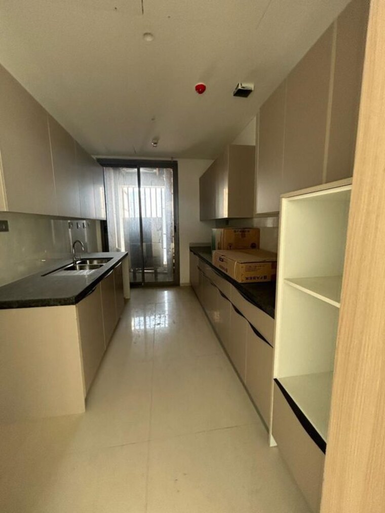 Kitchen, rustomjee-crown 4 Bedroom 1586 Sq.Ft. Apartment In Prabhadevi Mumbai 10309571